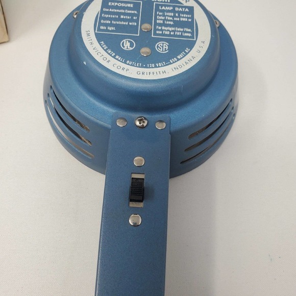 Vintage Smith-Victor Model L-5 Compact Movie Light 962 GE Beam Tested Retro - Picture 5 of 11